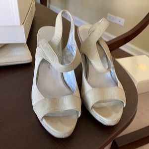 LK Bennett size 39 soft gold high heels